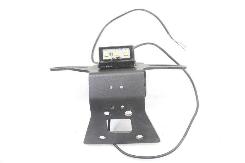 photo de OŚWIETLENIE TABLICY REJESTRACYJNEJ KAWASAKI NINJA 400 (2018 - 2023) - Widok główny