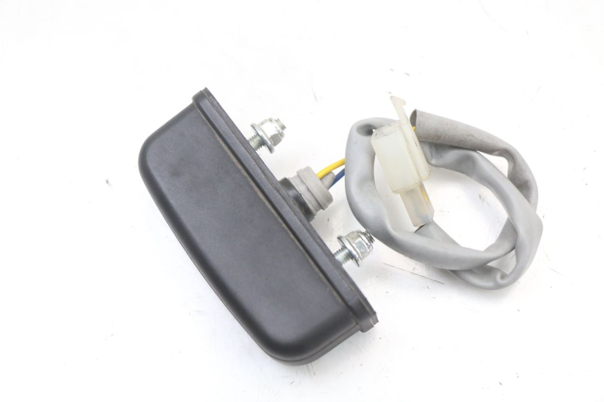 photo de OŚWIETLENIE TABLICY REJESTRACYJNEJ MOTO GUZZI NORGE 8V GT 1200 (2011 - 2016) - Zoom stanu zużycia