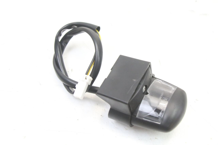 photo de OŚWIETLENIE TABLICY REJESTRACYJNEJ PIAGGIO NRG POWER PUREJET 50 (2018 - 2021) - Zoom stanu zużycia