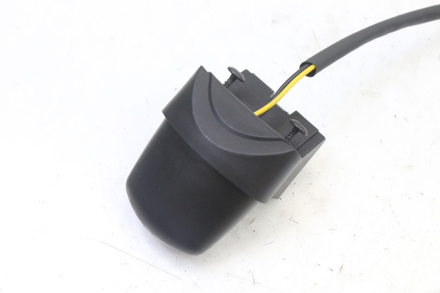 photo de OŚWIETLENIE TABLICY REJESTRACYJNEJ PIAGGIO NRG POWER PUREJET 50 (2018 - 2021) - Zbliżenie techniczne