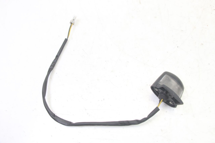 photo de OŚWIETLENIE TABLICY REJESTRACYJNEJ PIAGGIO NRG POWER PUREJET 50 (2018 - 2021) - Zoom stanu zużycia