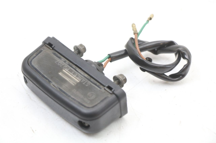 photo de OŚWIETLENIE TABLICY REJESTRACYJNEJ HONDA PCX (JF28) 125 (2009 - 2011) - Zoom stanu zużycia