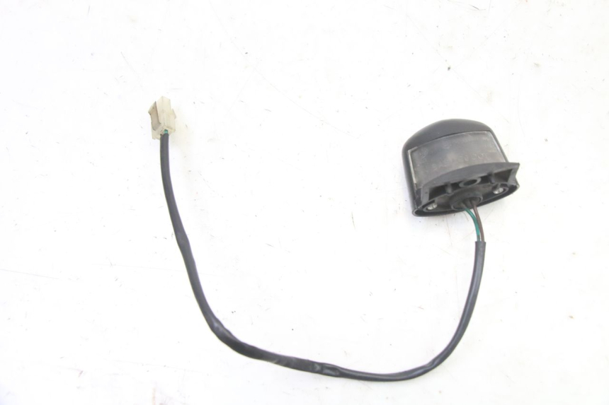 photo de OŚWIETLENIE TABLICY REJESTRACYJNEJ PEUGEOT SATELIS 125 (2013 - 2018) - Zoom stanu zużycia