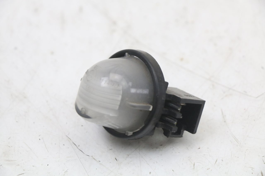 photo de OŚWIETLENIE TABLICY REJESTRACYJNEJ SUZUKI BURGMAN 125 (2018 - 2021) - Widok główny