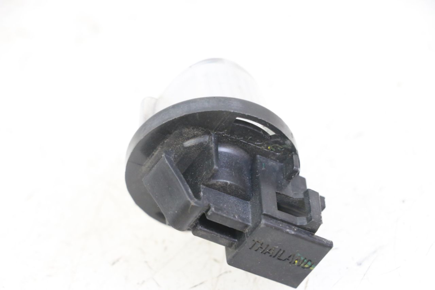 photo de OŚWIETLENIE TABLICY REJESTRACYJNEJ SUZUKI BURGMAN 125 (2018 - 2021) - Szczegół części