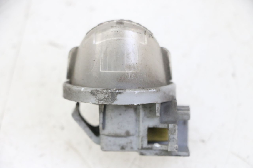 photo de OŚWIETLENIE TABLICY REJESTRACYJNEJ SUZUKI BURGMAN 125 (2015 - 2017) - Inny kąt widzenia