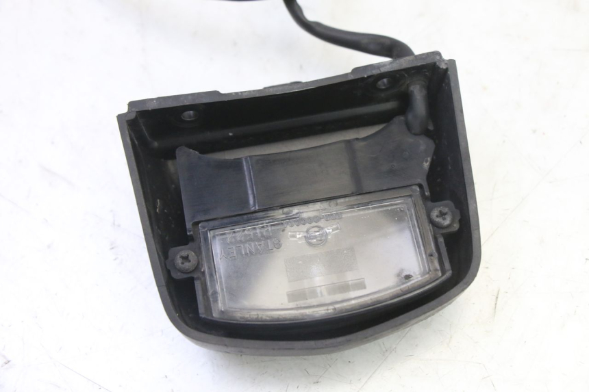photo de OŚWIETLENIE TABLICY REJESTRACYJNEJ YAMAHA XJ6 ABS 600 (2008 - 2016) - Szczegół części