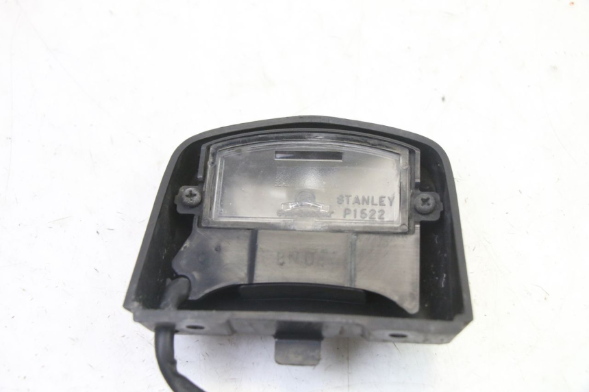 photo de OŚWIETLENIE TABLICY REJESTRACYJNEJ YAMAHA XJ6 ABS 600 (2008 - 2016) - Zoom stanu zużycia