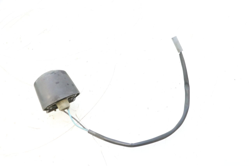 photo de OŚWIETLENIE TABLICY REJESTRACYJNEJ YAMAHA YP MAJESTY 125 (1998 - 2001) - Zoom stanu zużycia