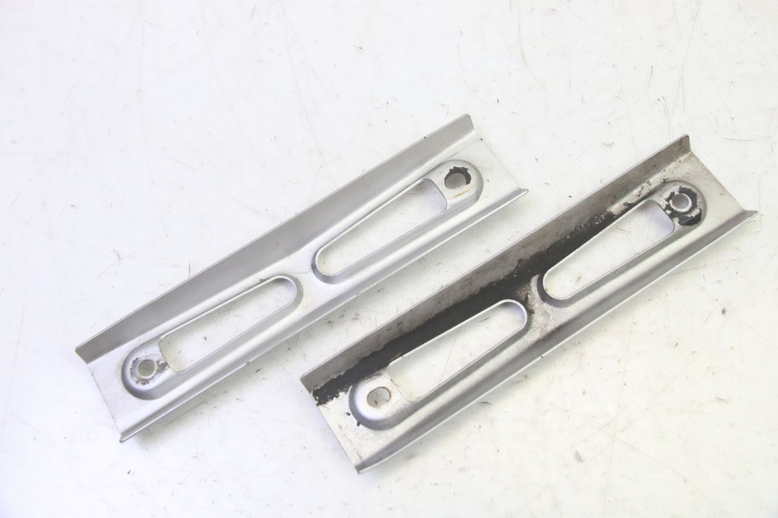 photo de KANAŁ CHŁODNICY YAMAHA FZ6 N FAZER 600 (2004 - 2006) - Zoom stanu zużycia