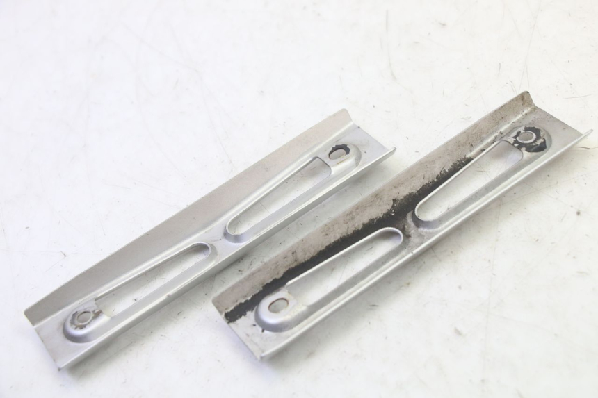 photo de KANAŁ CHŁODNICY YAMAHA FZ6 N FAZER 600 (2004 - 2006) - Inny kąt widzenia