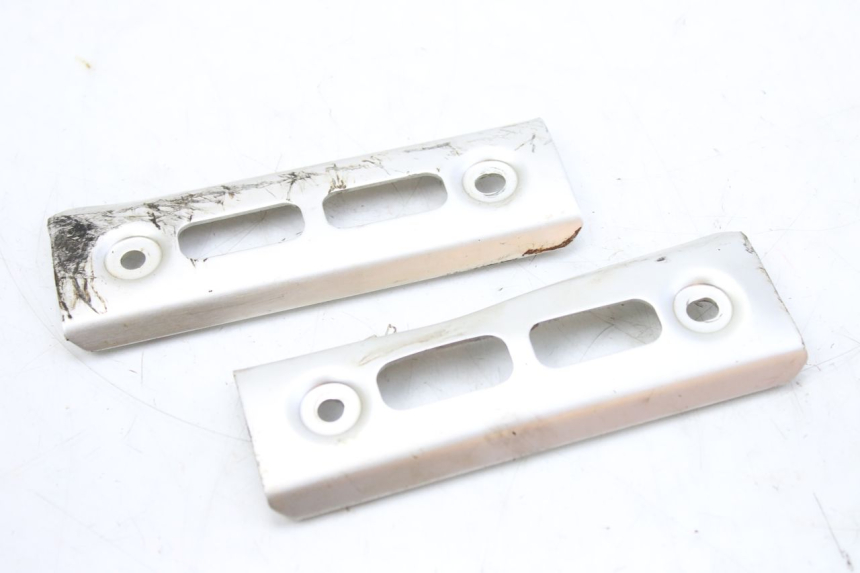 photo de KANAŁ CHŁODNICY YAMAHA FZS FAZER 600 (1998 - 2001) - Zbliżenie techniczne