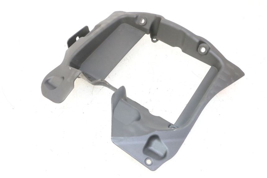 photo de KANAŁ CHŁODNICY PIAGGIO IE MP3 YOURBAN 300 (2011 - 2016) - Szczegół części