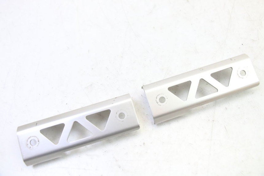 photo de KANAŁ CHŁODNICY SUZUKI SV S 650 (2003 - 2009) - Widok główny