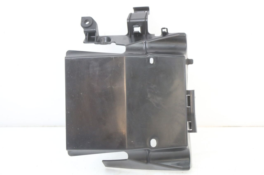 photo de KANAŁ CHŁODNICY YAMAHA XMAX X-MAX ABS 125 (2017 - 2020) - Szczegół części