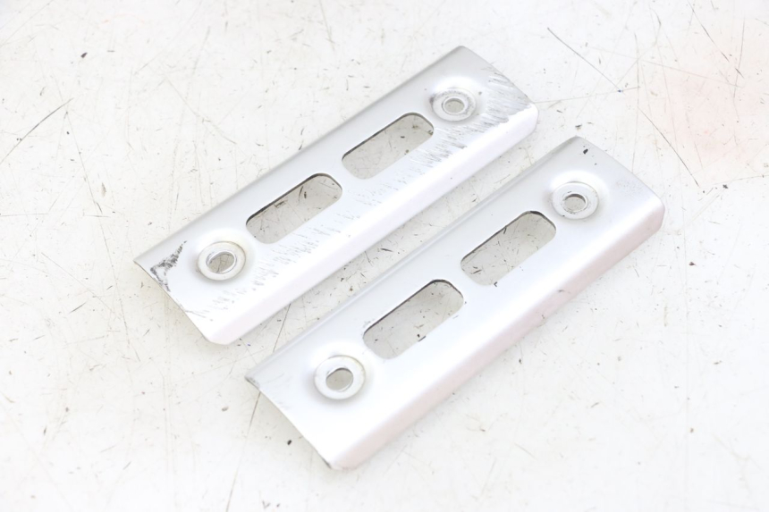 photo de KANAŁ CHŁODNICY YAMAHA FZS FAZER 600 (2001 - 2003) - Widok główny