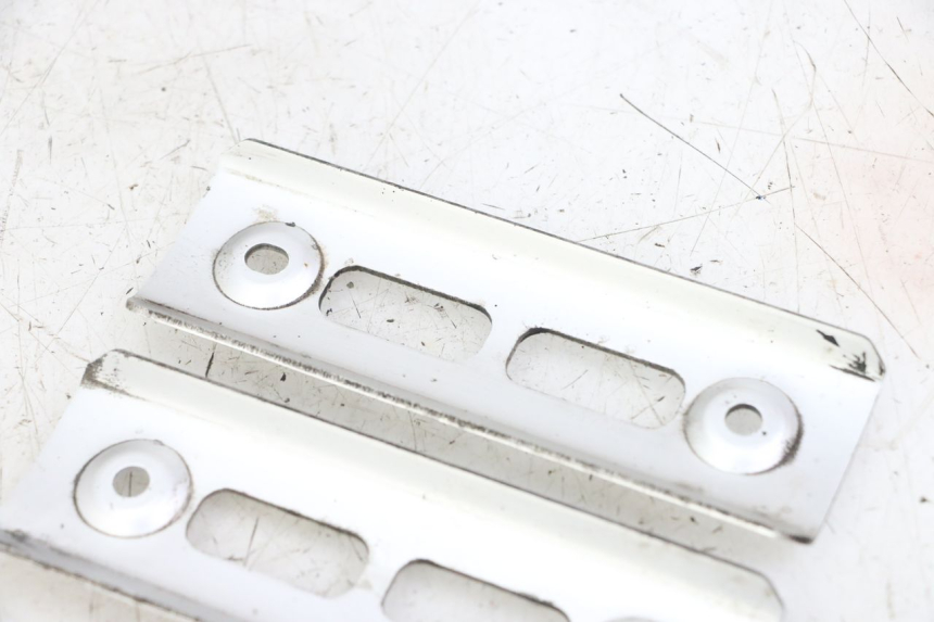 photo de KANAŁ CHŁODNICY YAMAHA FZS FAZER 600 (2001 - 2003) - Zoom stanu zużycia