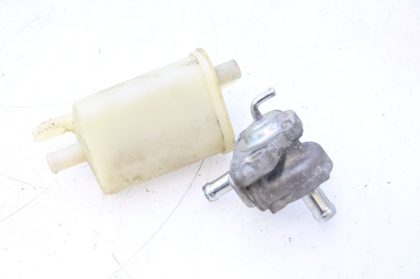 photo de ELEKTROMAGNETYCZNY ZAWÓR CANISTER YAMAHA YP MAJESTY 125 (2007 - 2010) - Zoom stanu zużycia