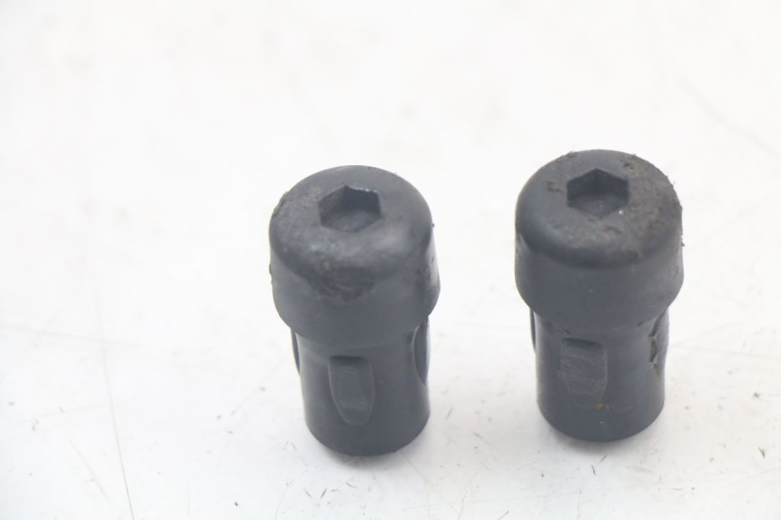 photo de ZAŚLEPKA KIEROWNICY KYMCO AGILITY 4T 50 (2018 - 2022) - Zoom stanu zużycia