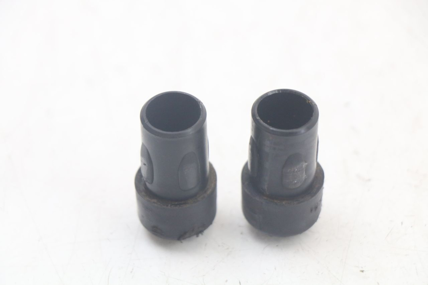 photo de ZAŚLEPKA KIEROWNICY KYMCO AGILITY 4T 50 (2018 - 2022) - Inny kąt widzenia