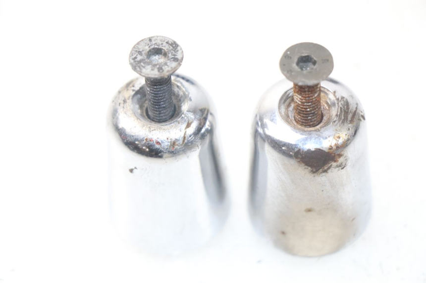 photo de ZAŚLEPKA KIEROWNICY PIAGGIO CARNABY 125 (2007 - 2011) - Widok główny