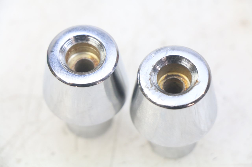 photo de ZAŚLEPKA KIEROWNICY PEUGEOT CITYSTAR AIR 125 (2014 - 2017) - Zoom stanu zużycia