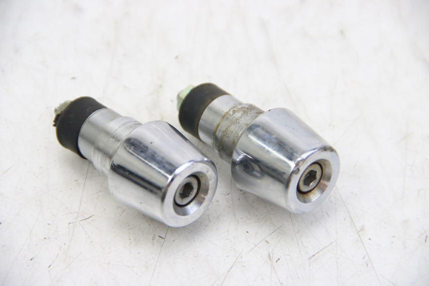 photo de ZAŚLEPKA KIEROWNICY PEUGEOT CITYSTAR 50 (2013 - 2017) - Szczegół części