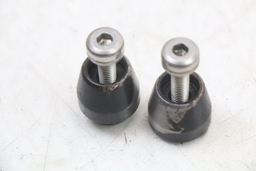 photo de ZAŚLEPKA KIEROWNICY KYMCO DINK 4T 50 (2007 - 2018) - Inny kąt widzenia