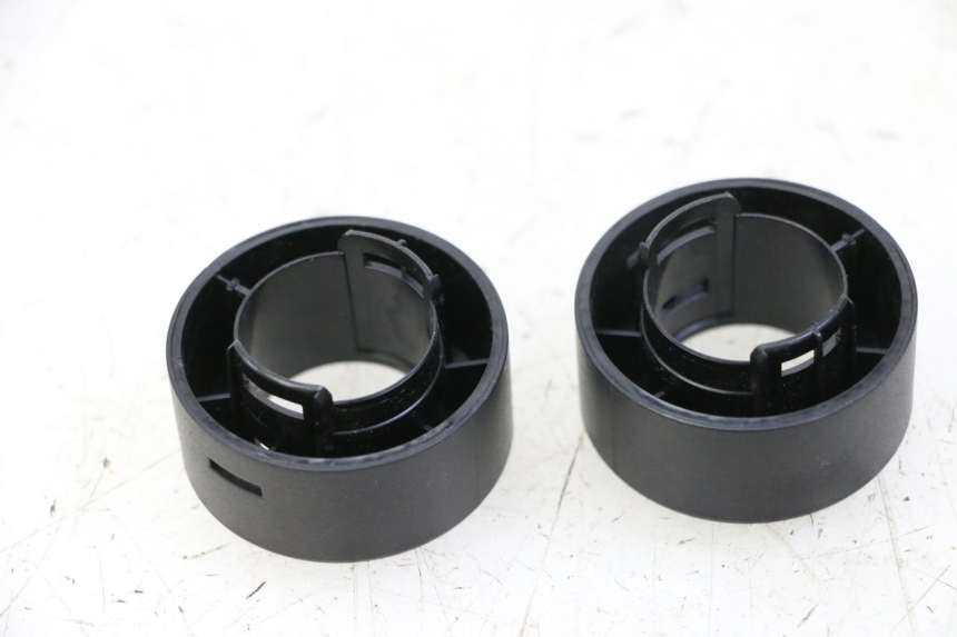 photo de ZAŚLEPKA KIEROWNICY SEGWAY NINEBOT E2 1 - Szczegół części