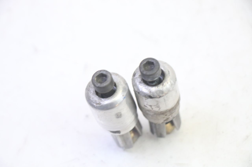 photo de ZAŚLEPKA KIEROWNICY PEUGEOT ELYSTAR 50 (2002 - 2014) - Szczegół części