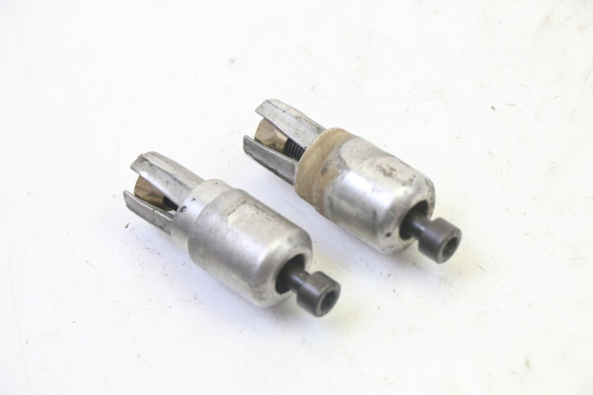 photo de ZAŚLEPKA KIEROWNICY PEUGEOT ELYSTAR 50 (2002 - 2014) - Zoom stanu zużycia