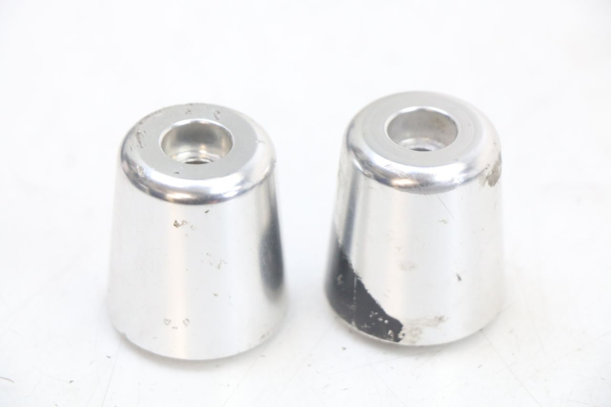 photo de ZAŚLEPKA KIEROWNICY SUZUKI GSR 750 (2011 - 2017) - Widok główny