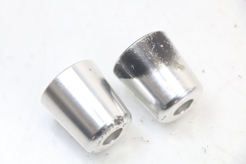 photo de ZAŚLEPKA KIEROWNICY SUZUKI GSR 750 (2011 - 2017) - Zoom stanu zużycia