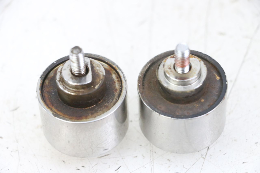 photo de ZAŚLEPKA KIEROWNICY HONDA FES S-WING SWING 125 (2007 - 2015) - Szczegół części