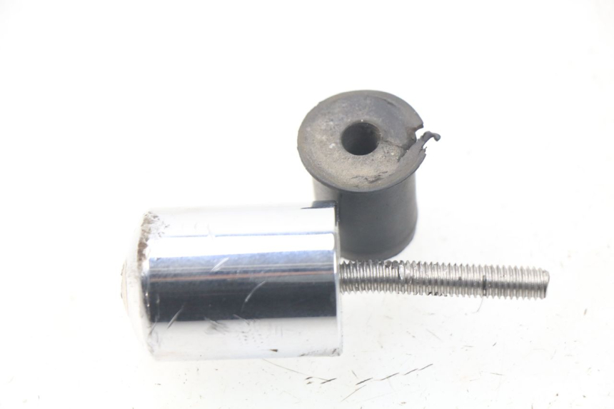 photo de ZAŚLEPKA KIEROWNICY SYM JOYMAX 250 (2013 - 2017) - Szczegół części