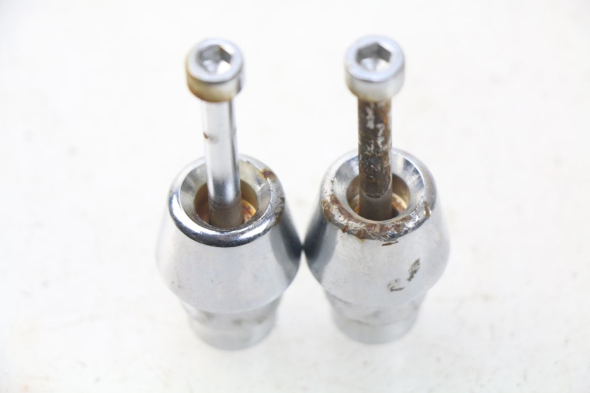 photo de ZAŚLEPKA KIEROWNICY PEUGEOT KISBEE 4T 50 (2018 - 2022) - Zoom stanu zużycia