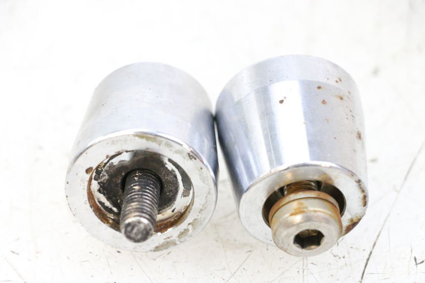 photo de ZAŚLEPKA KIEROWNICY KYMCO STRYKER OFF ROAD 125 (1999 - 2005) - Zoom stanu zużycia