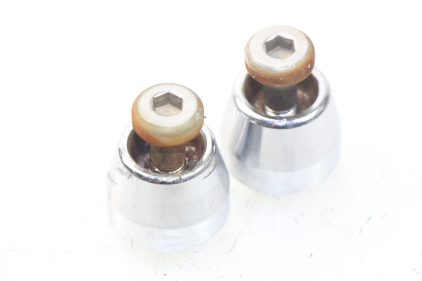 photo de ZAŚLEPKA KIEROWNICY KYMCO LIKE 4T 50 (2009 - 2018) - Zoom stanu zużycia