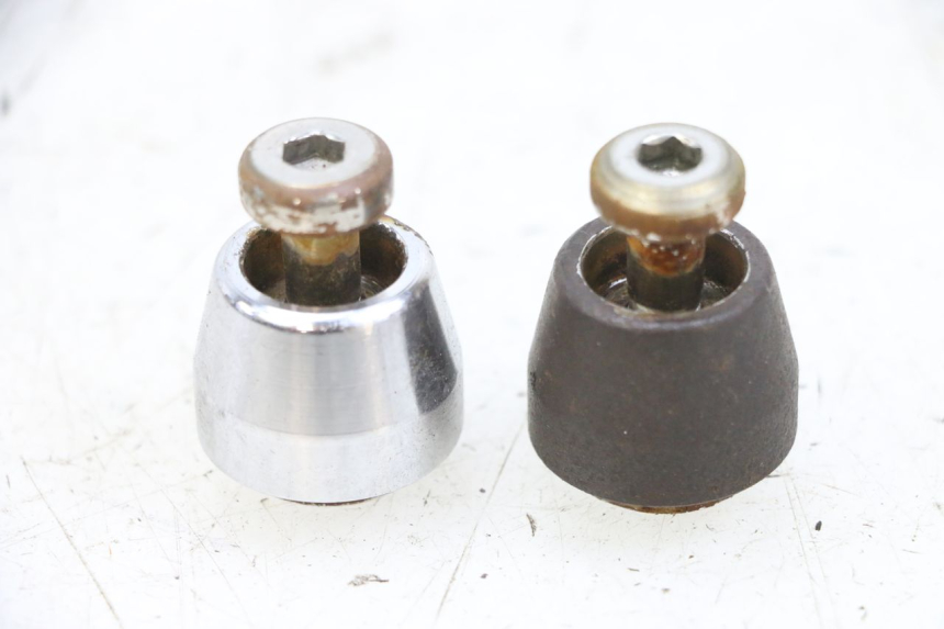 photo de ZAŚLEPKA KIEROWNICY KYMCO LIKE 125 (2009 - 2016) - Widok główny