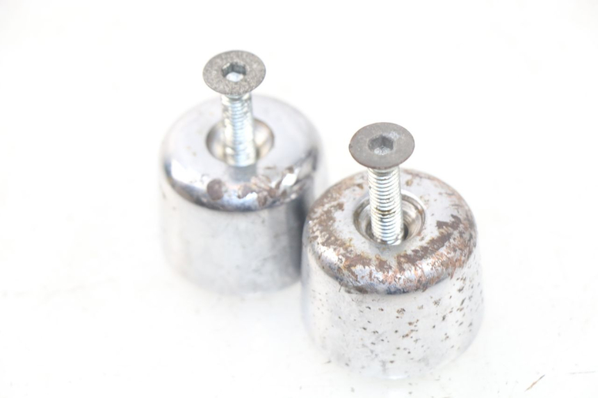 photo de ZAŚLEPKA KIEROWNICY PIAGGIO MP3 LT 400 (2007 - 2012) - Zoom stanu zużycia