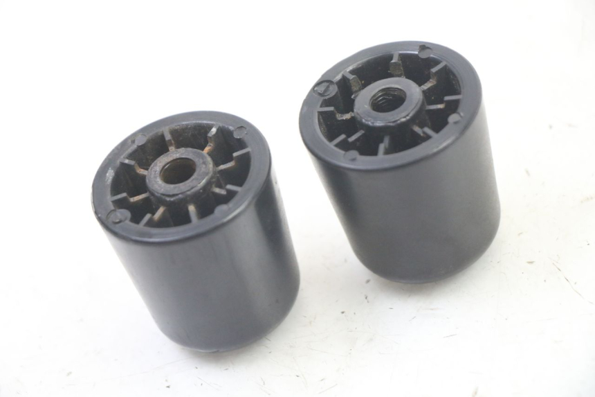 photo de ZAŚLEPKA KIEROWNICY PIAGGIO MP3 500 (2011 - 2015) - Inny kąt widzenia