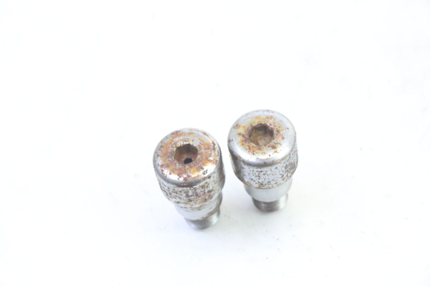 photo de ZAŚLEPKA KIEROWNICY HYTRACK S 150 (2003 - 2011) - Szczegół części