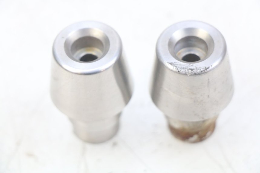 photo de ZAŚLEPKA KIEROWNICY PEUGEOT SATELIS 125 (2010 - 2012) - Widok główny