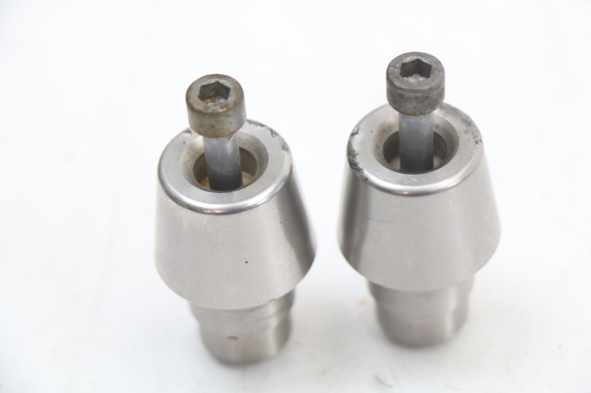 photo de ZAŚLEPKA KIEROWNICY PEUGEOT SATELIS 125 (2010 - 2012) - Inny kąt widzenia