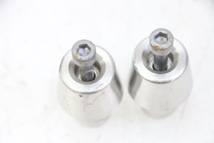 photo de ZAŚLEPKA KIEROWNICY PEUGEOT SATELIS 125 (2013 - 2018) - Szczegół części