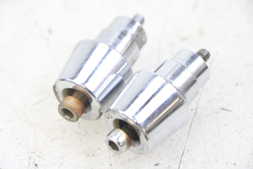 photo de ZAŚLEPKA KIEROWNICY PEUGEOT SATELIS 125 (2013 - 2018) - Widok główny