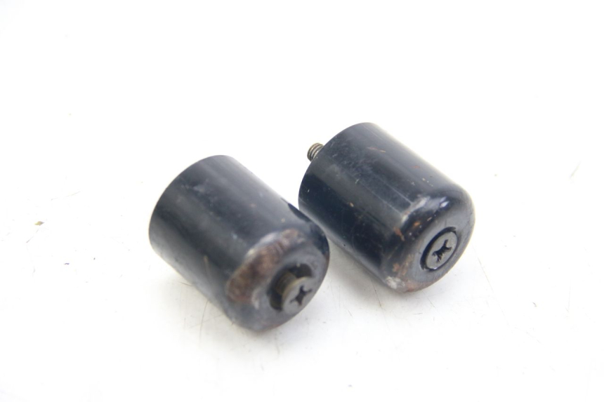 photo de ZAŚLEPKA KIEROWNICY SUZUKI SIXTEEN 125 (2008 - 2010) - Widok główny