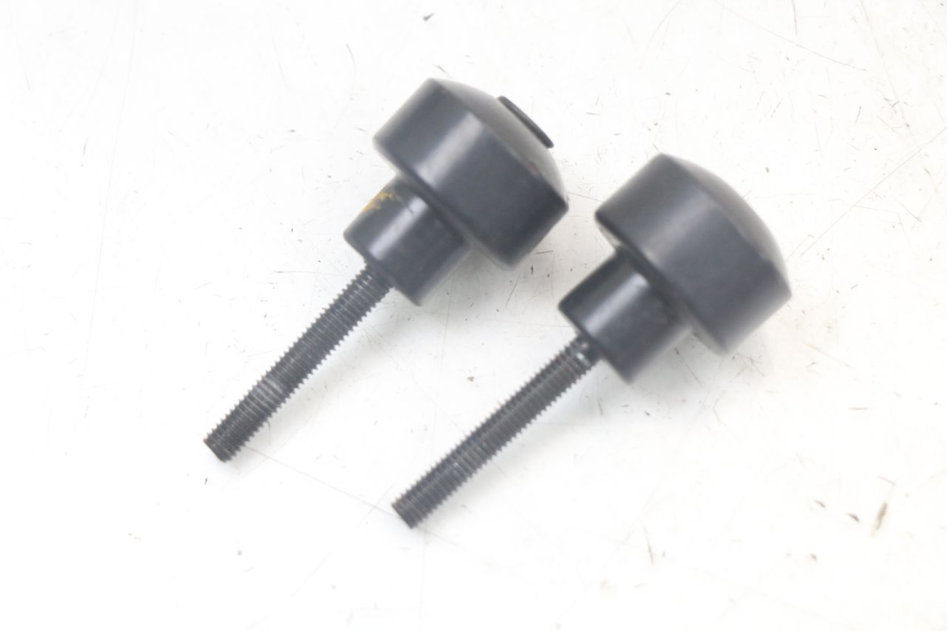 photo de ZAŚLEPKA KIEROWNICY HYTRACK ST 170 (2020 - 2024) - Szczegół części