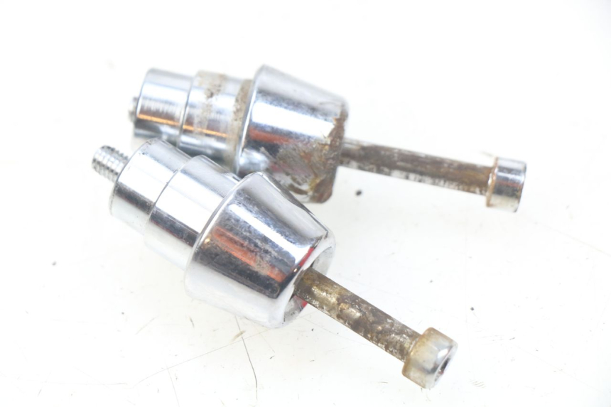 photo de ZAŚLEPKA KIEROWNICY PEUGEOT STREETZONE 4T 50 (2018 - 2023) - Zoom stanu zużycia