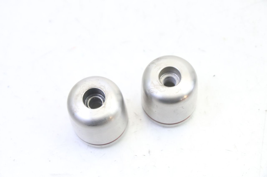 photo de ZAŚLEPKA KIEROWNICY YAMAHA TDM ABS 900 (2002 - 2014) - Szczegół części